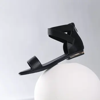 2020 karšto pardavimo sandalai moterims vasaros batų sagtis patogus butas batai lady Paplūdimio bateliai vientisos spalvos laisvalaikio bateliai moteris