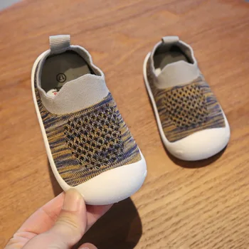 Nauji kūdikių vaikščiojimo batai pavasarį ir Rudenį kūdikių vaikščiojimo batai patalpų batai berniukui drobės minkštas padas kvėpuojantis batai berniukams ir gir