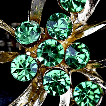 Korėjos gėlės formos sagė su žalia natūralaus akmens šalikas mygtuką inkrustacijos cirkonis kristalų segė mados drabužių pin priedai