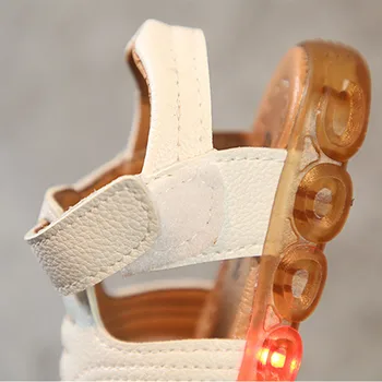 Berniuko Batai Minkštas Vienintelis Sandalai Vasarą Anti-slip Prewalkers Pirmą Vaikštynės Atsitiktinis LED Dizainas Vaikščiojimo Batai Kūdikio Lovelę Batai