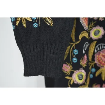 Juodos spalvos gėlių Siuvinėjimas Megztinis Džemperis Moterims ilgomis Rankovėmis O-kaklo Rudens Žiemos megztinis Viršuje Laisvi megztiniai