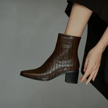 Akmens grūdų juoda ruda Moterų batai, batai natūralios odos Trumpi batai Mados batai rudens-žiemos karvės odos Moterų batai