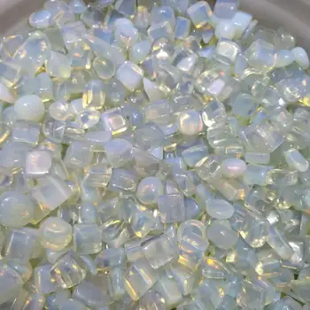 Opal Žvyro Žalio Mėnulio Akmuo Kristalas Brangakmenio Mineralinių Pavyzdys Kvarcas