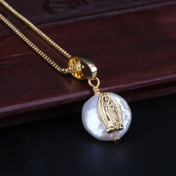 Maža aukso religinių Mergelės Marijos statula Krikščionių žavesio gėlavandenių perlų pakabukas rutuliuko žavesio dėl choker auskarai papuošalai 