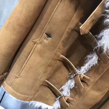 Mados manteau femme hiver 2018 oda su avies kailiu kailis siuvinėjimo bičių rudens-žiemos moteriška striukė atsitiktinis žiemos apranga