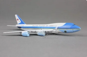 Jungtinių valstijų Oro pajėgų vieną B747-200 Airlines 